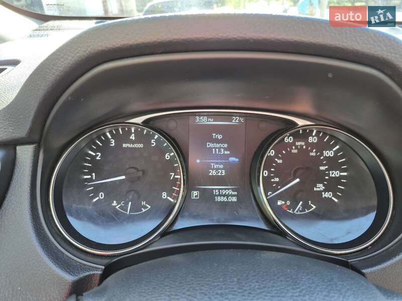 Внедорожник / Кроссовер Nissan Rogue 2015 в Кременчуге