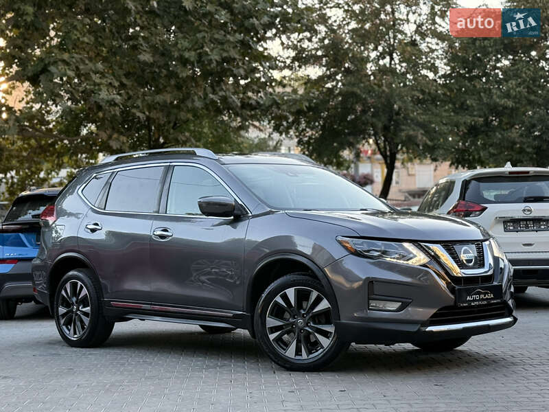 Внедорожник / Кроссовер Nissan Rogue 2017 в Одессе