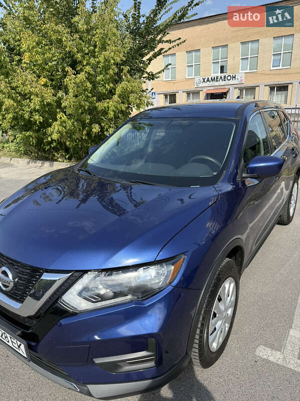 Позашляховик / Кросовер Nissan Rogue 2017 в Вінниці