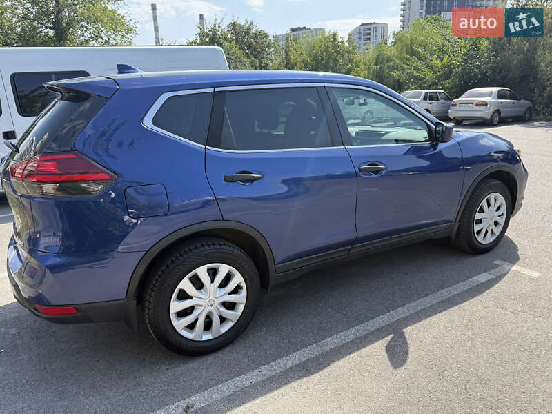 Позашляховик / Кросовер Nissan Rogue 2017 в Вінниці