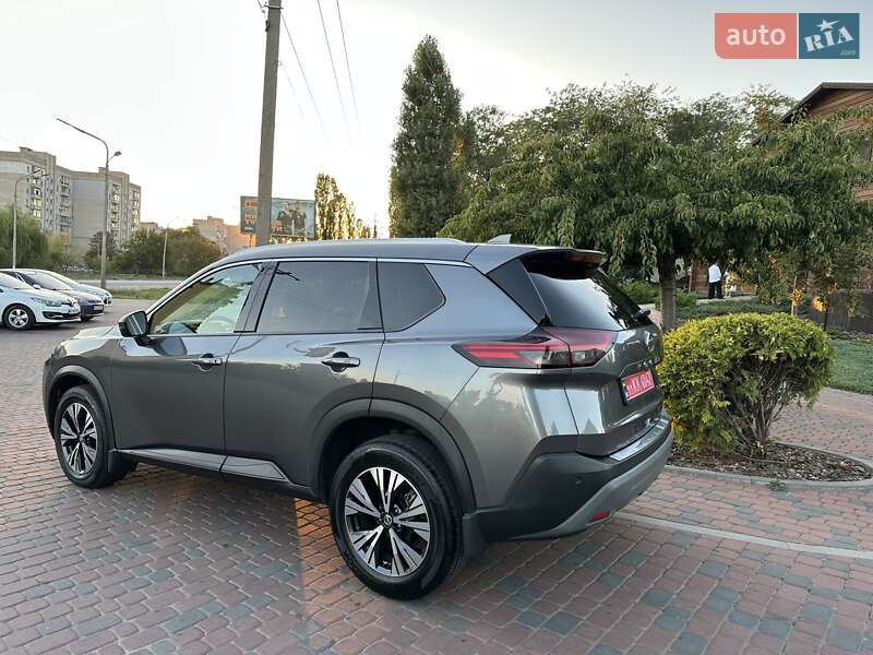 Внедорожник / Кроссовер Nissan Rogue 2021 в Одессе