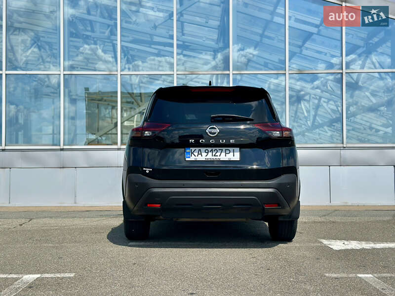 Внедорожник / Кроссовер Nissan Rogue 2021 в Киеве