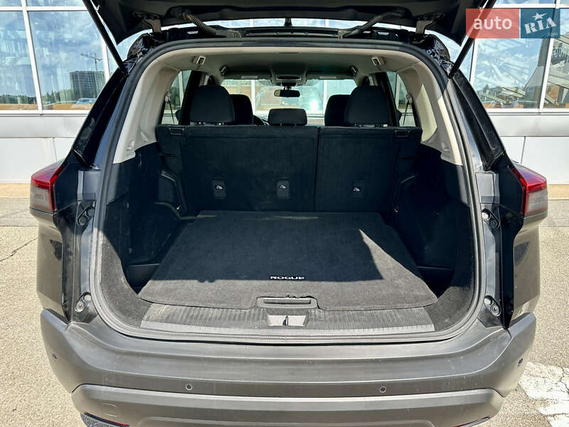 Внедорожник / Кроссовер Nissan Rogue 2021 в Киеве