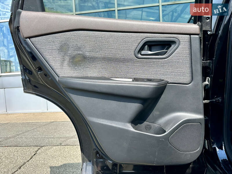 Внедорожник / Кроссовер Nissan Rogue 2021 в Киеве