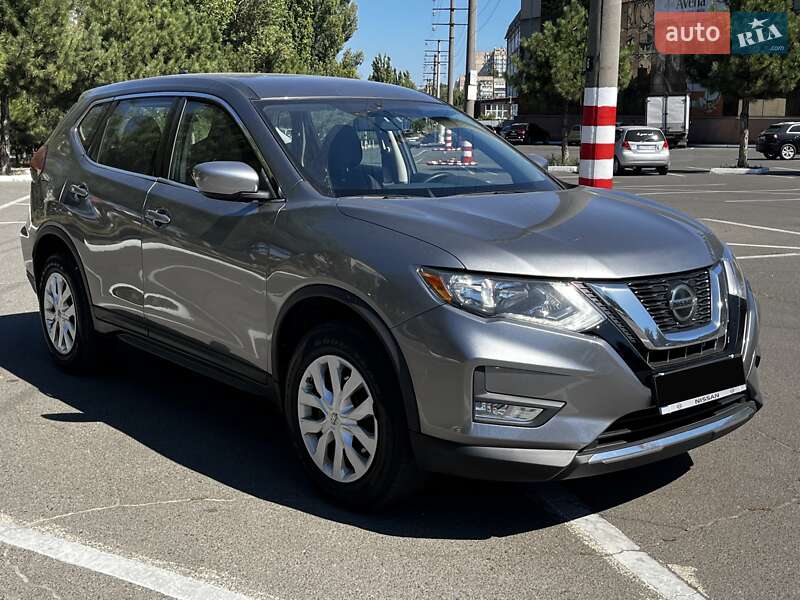 Nissan Rogue 2018