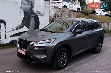 Позашляховик / Кросовер Nissan Rogue 2021 в Рівному