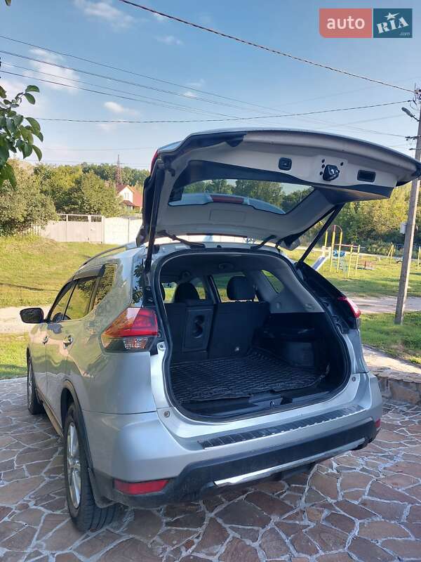 Внедорожник / Кроссовер Nissan Rogue 2018 в Харькове