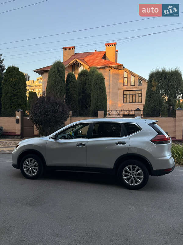 Nissan Rogue 2017