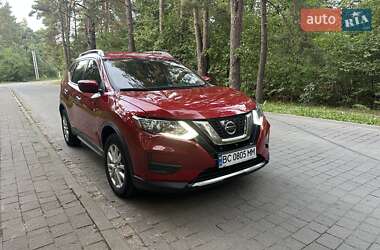 Внедорожник / Кроссовер Nissan Rogue 2017 в Львове