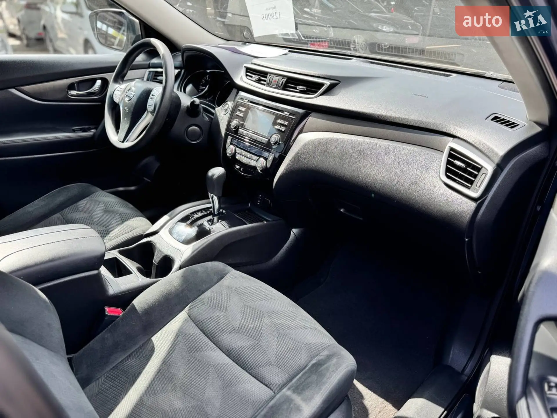 2015 Nissan Rogue - мініатюра 16