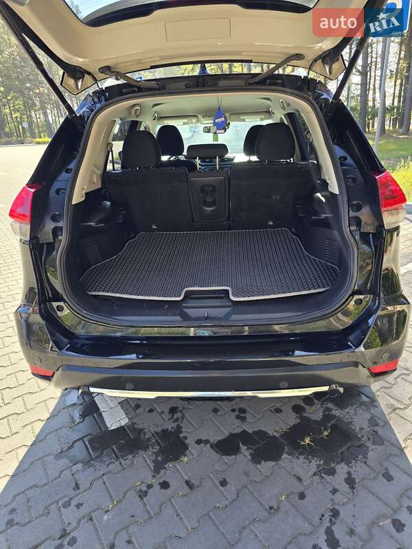 Внедорожник / Кроссовер Nissan Rogue 2019 в Маневичах