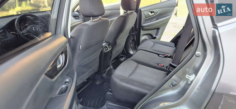 Внедорожник / Кроссовер Nissan Rogue 2017 в Дубно фото 12 Внедорожник / Кроссовер Nissan Rogue 2017 в Дубно