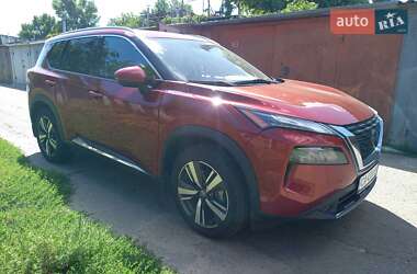 Позашляховик / Кросовер Nissan Rogue 2020 в Черкасах