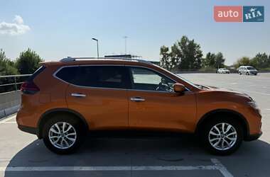Позашляховик / Кросовер Nissan Rogue 2019 в 