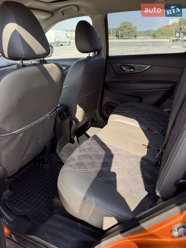 Внедорожник / Кроссовер Nissan Rogue 2019 в Киеве