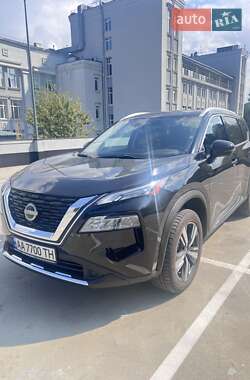 Позашляховик / Кросовер Nissan Rogue 2022 в Києві