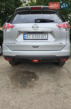 Внедорожник / Кроссовер Nissan Rogue 2016 в 