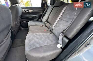 Внедорожник / Кроссовер Nissan Rogue 2016 в 
