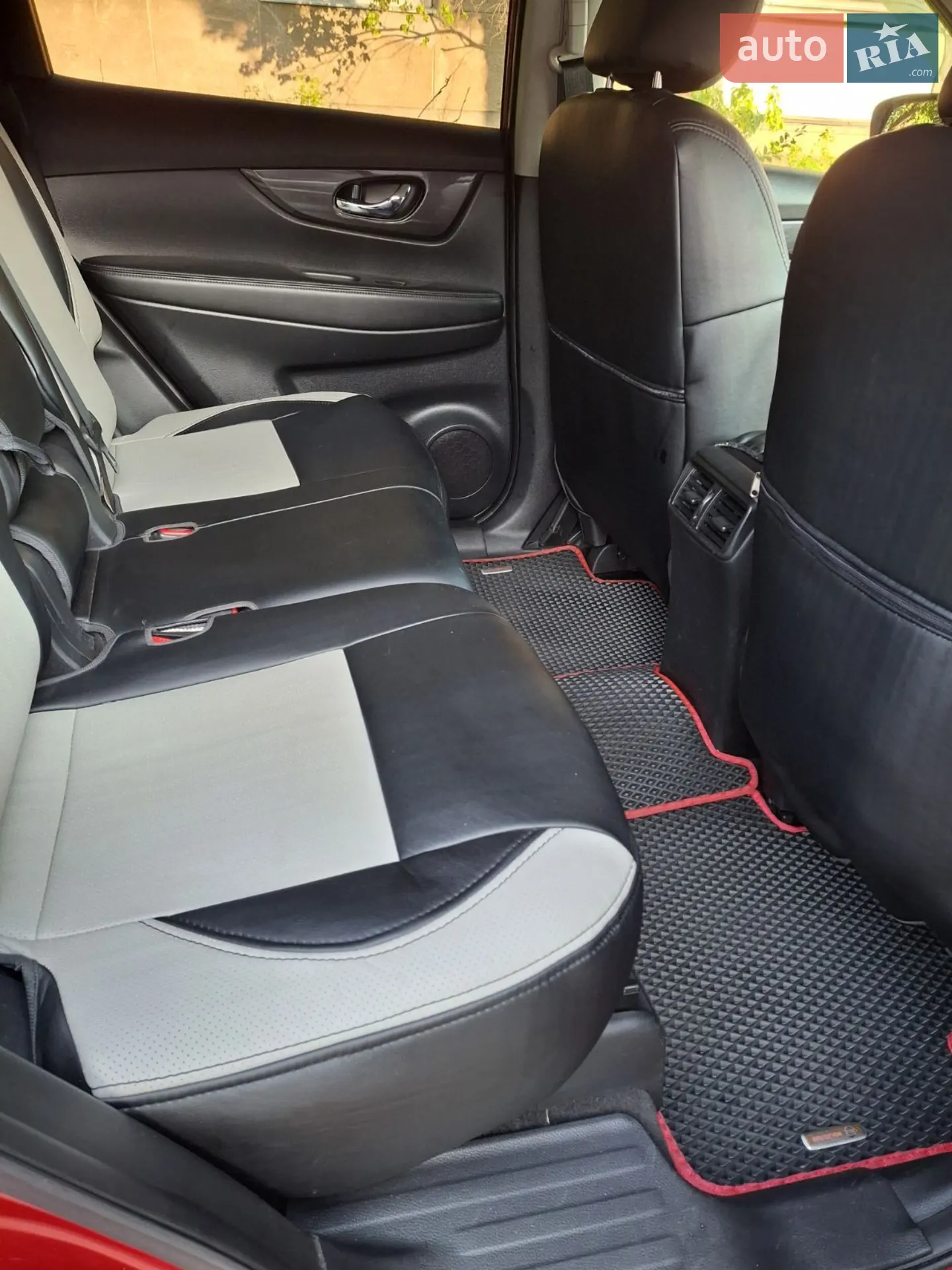 2017 Nissan Rogue - мініатюра 3