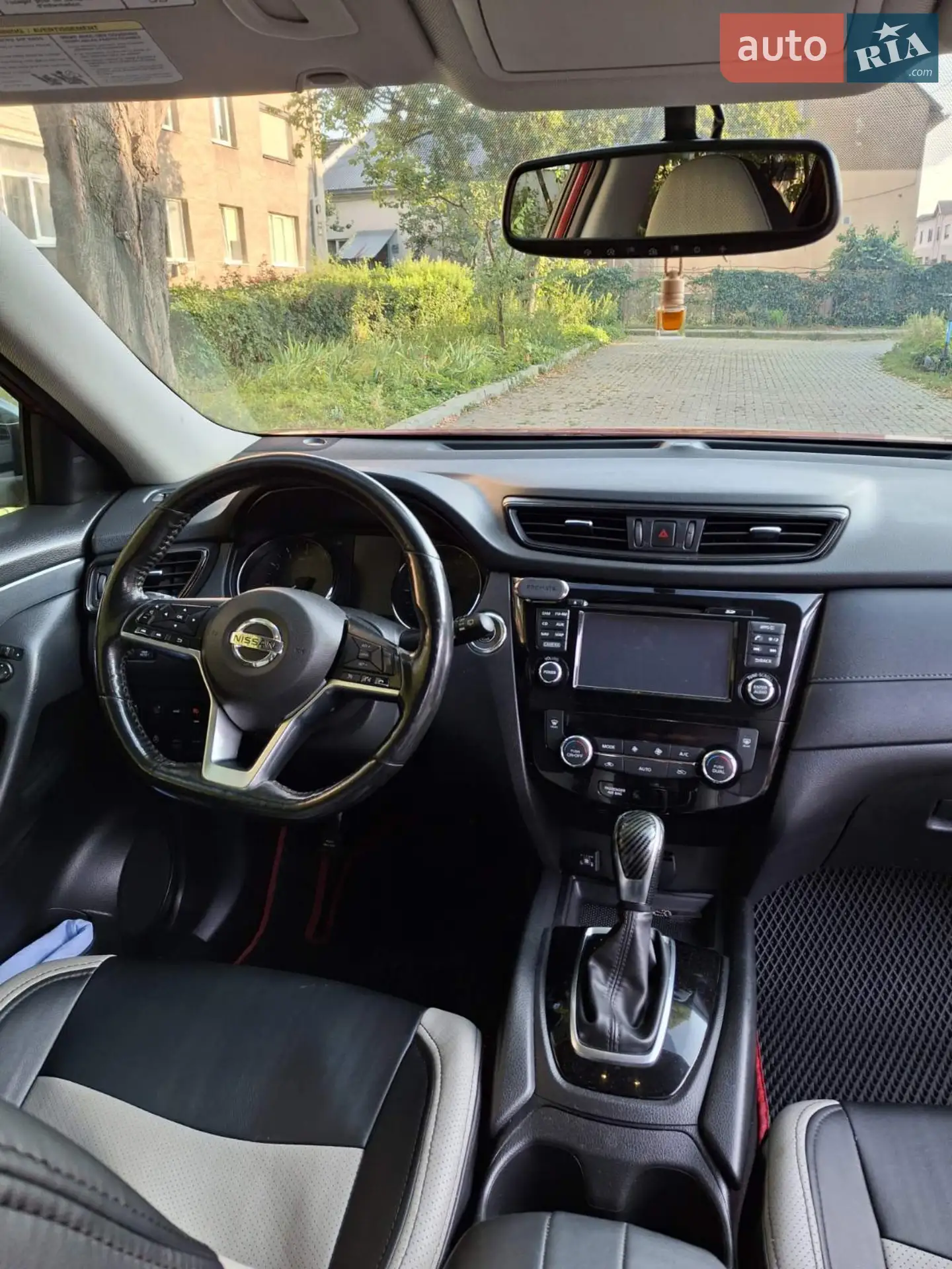 2017 Nissan Rogue - мініатюра 5