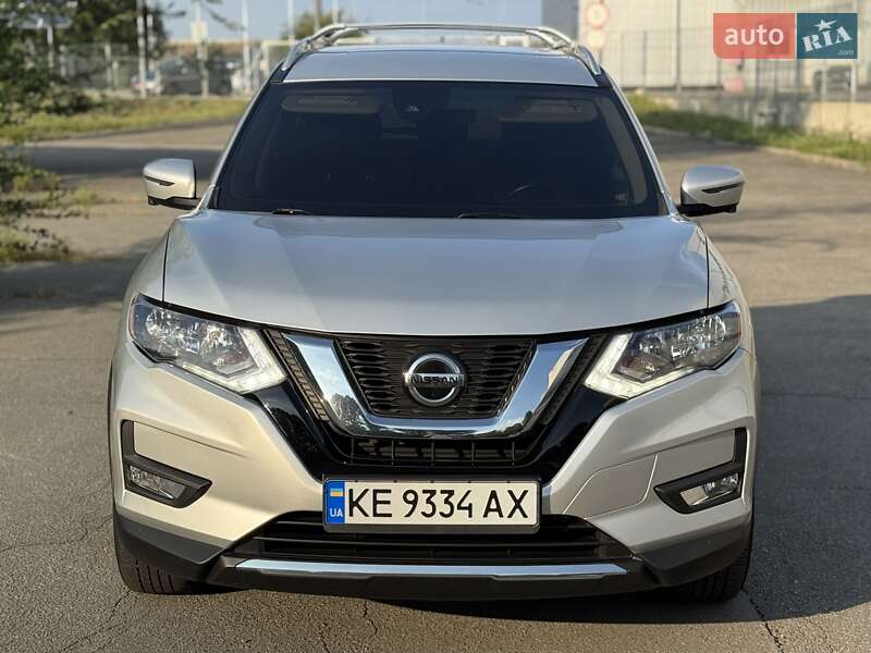 Внедорожник / Кроссовер Nissan Rogue 2019 в Днепре