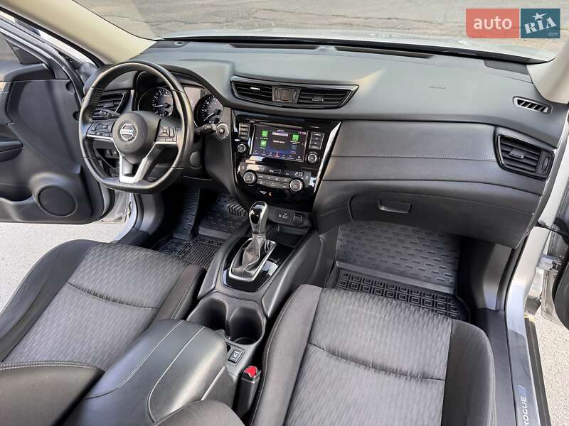 Внедорожник / Кроссовер Nissan Rogue 2019 в Днепре
