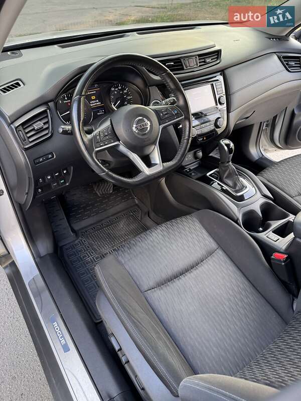 Внедорожник / Кроссовер Nissan Rogue 2019 в Днепре