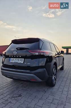 Внедорожник / Кроссовер Nissan Rogue 2021 в 