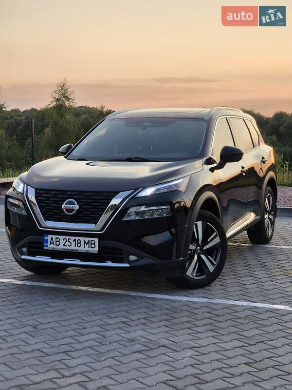 Внедорожник / Кроссовер Nissan Rogue 2021 в 
