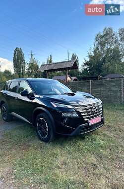 Позашляховик / Кросовер Nissan Rogue 2024 в Вінниці