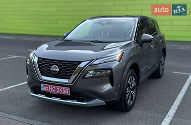 Внедорожник / Кроссовер Nissan Rogue 2021 в Киеве