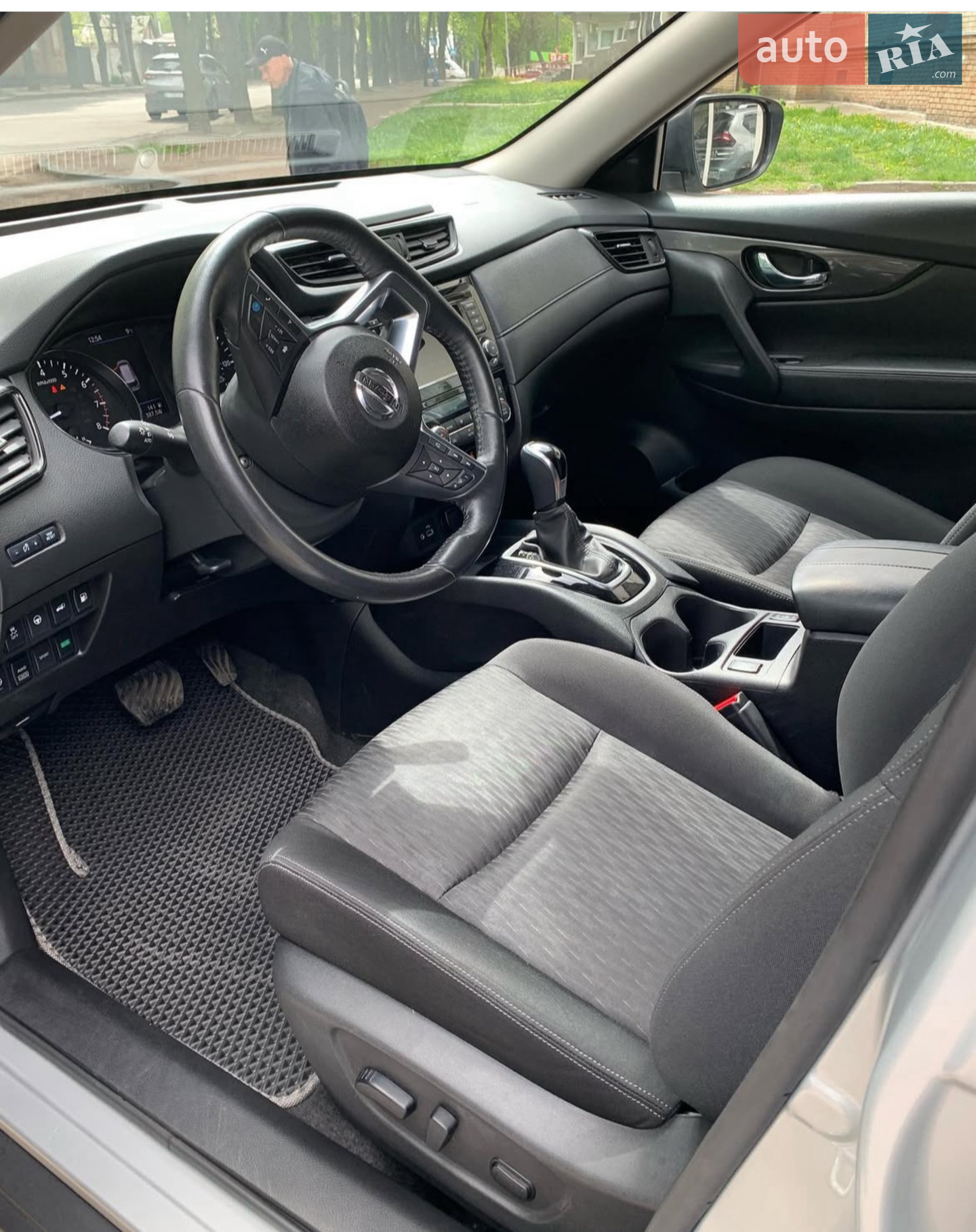 2018 Nissan Rogue - мініатюра 14