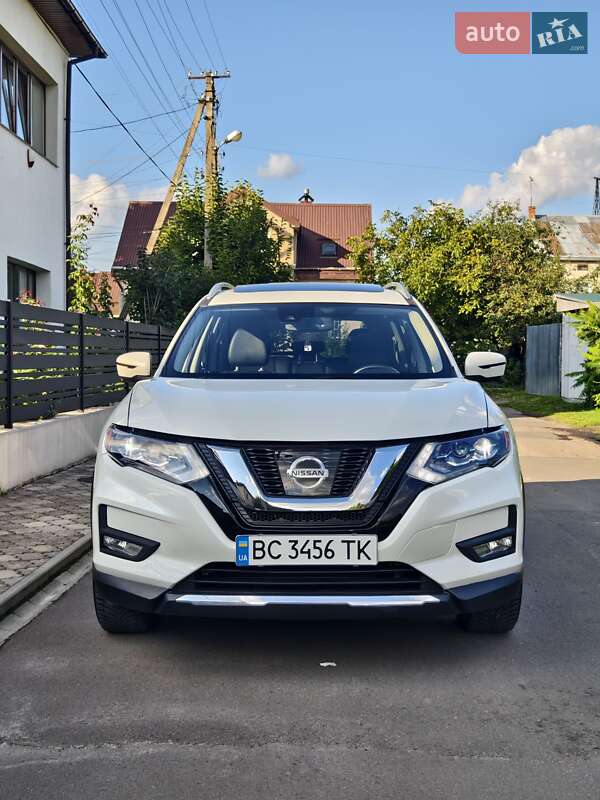 Внедорожник / Кроссовер Nissan Rogue 2016 в Львове фото Внедорожник / Кроссовер Nissan Rogue 2016 в Львове