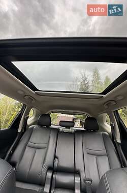 Позашляховик / Кросовер Nissan Rogue 2014 в 