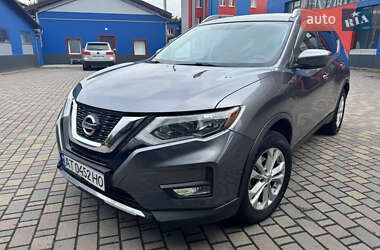 Позашляховик / Кросовер Nissan Rogue 2015 в Івано-Франківську