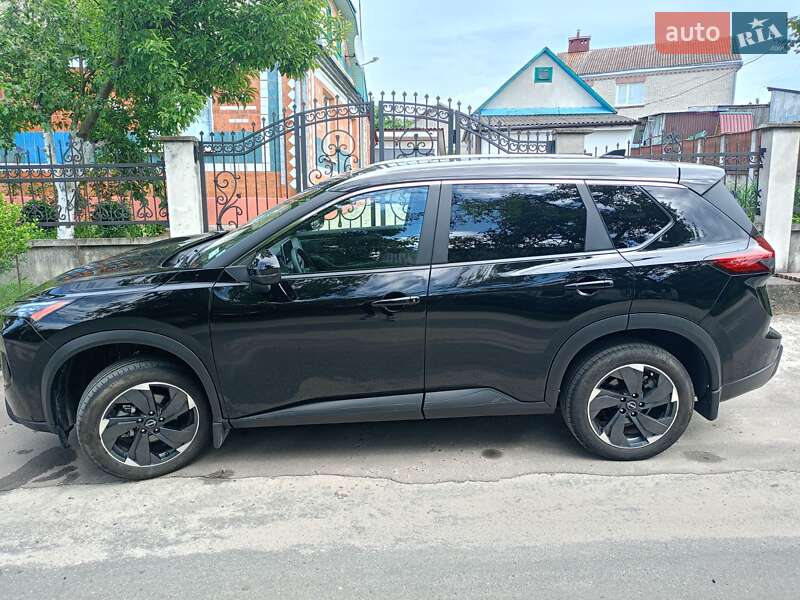 Позашляховик / Кросовер Nissan Rogue 2024 в Острозі фото 5 Позашляховик / Кросовер Nissan Rogue 2024 в Острозі