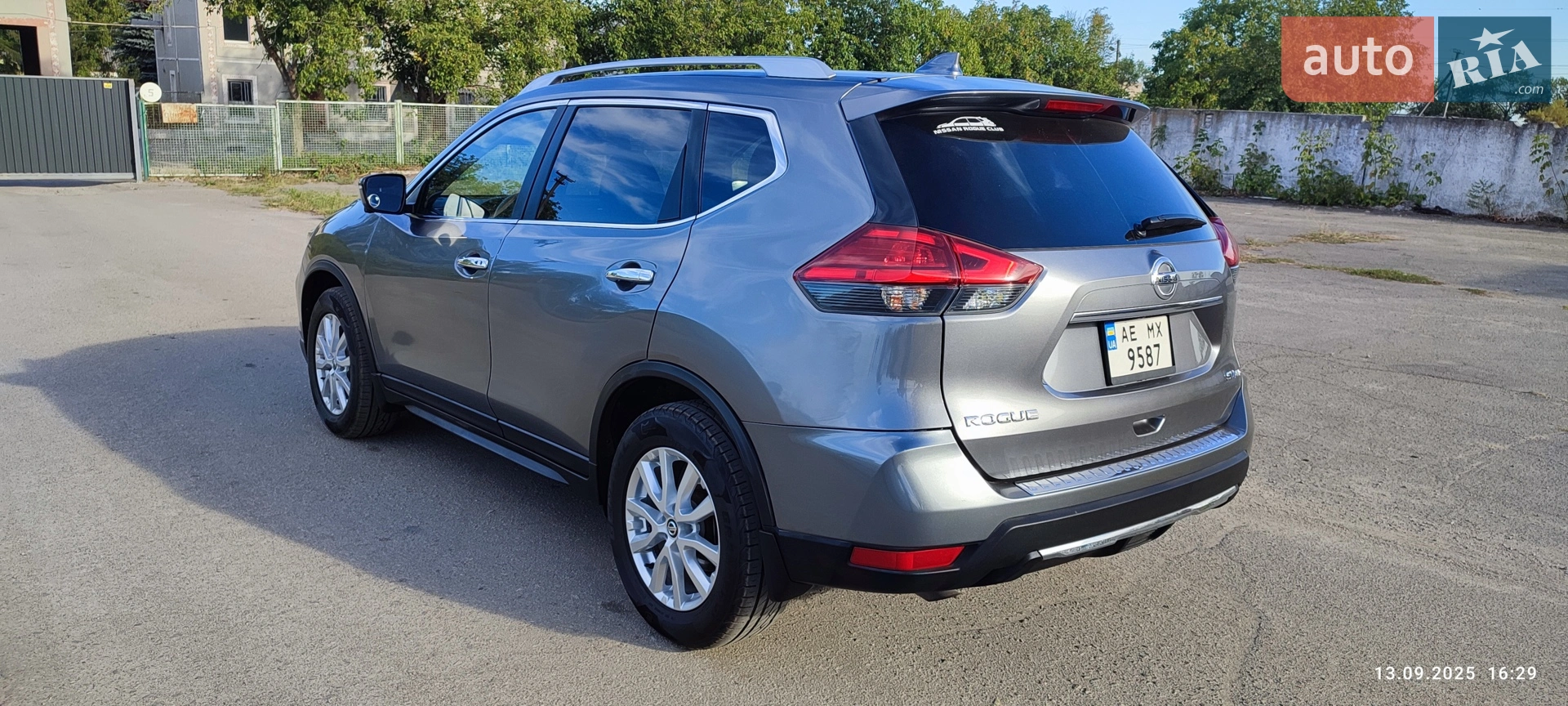 2017 Nissan Rogue - мініатюра 5