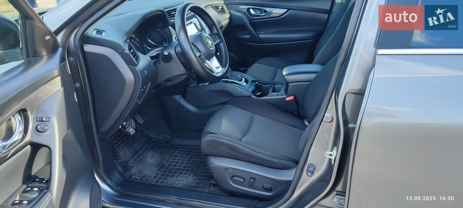 2017 Nissan Rogue - мініатюра 9