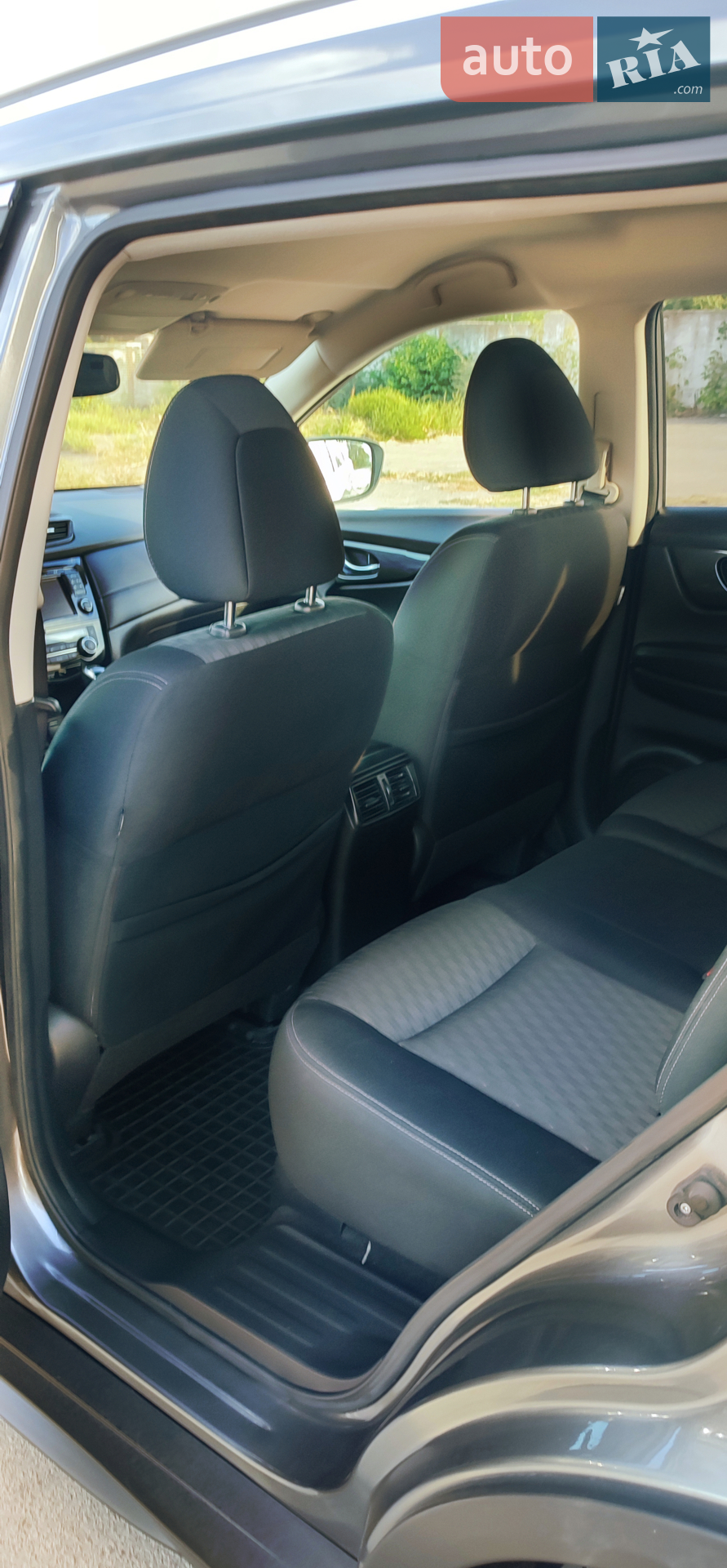 2017 Nissan Rogue - мініатюра 27
