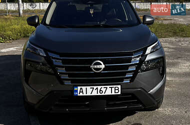 Внедорожник / Кроссовер Nissan Rogue 2024 в Киеве