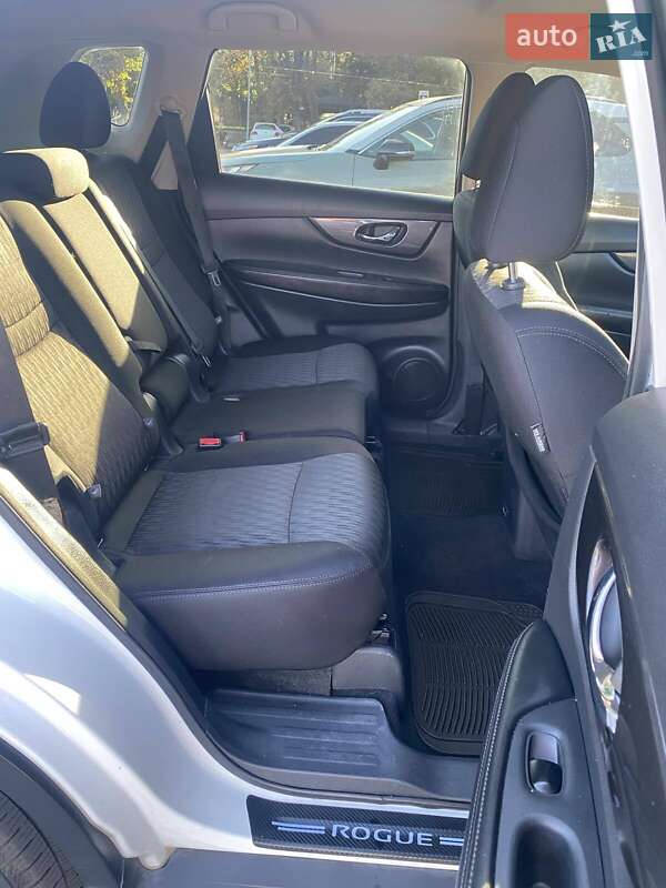 Позашляховик / Кросовер Nissan Rogue 2019 в Кременчуці