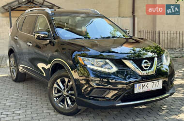 Позашляховик / Кросовер Nissan Rogue 2015 в Миколаєві