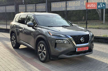 Позашляховик / Кросовер Nissan Rogue 2021 в Запоріжжі