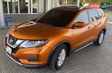 Внедорожник / Кроссовер Nissan Rogue 2016 в Николаеве