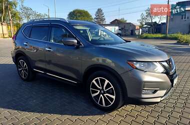 Внедорожник / Кроссовер Nissan Rogue 2019 в Черновцах