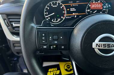 Внедорожник / Кроссовер Nissan Rogue 2023 в 