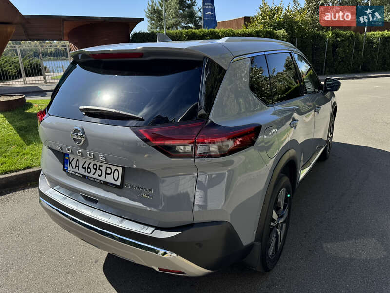 Позашляховик / Кросовер Nissan Rogue 2021 в Києві