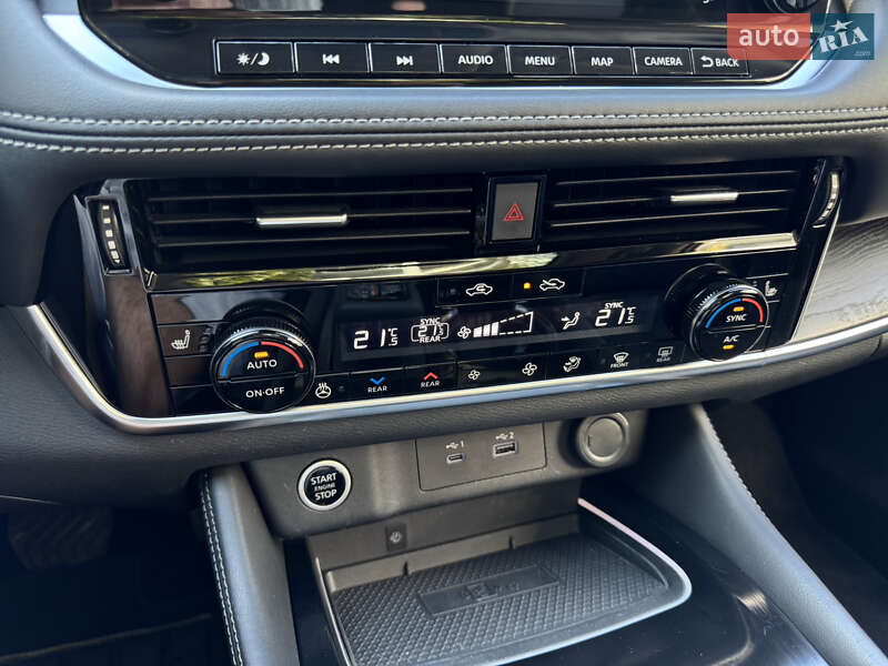 Позашляховик / Кросовер Nissan Rogue 2021 в Києві