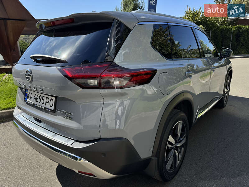 Позашляховик / Кросовер Nissan Rogue 2021 в Києві