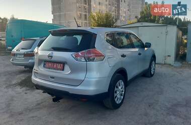 Внедорожник / Кроссовер Nissan Rogue 2015 в 